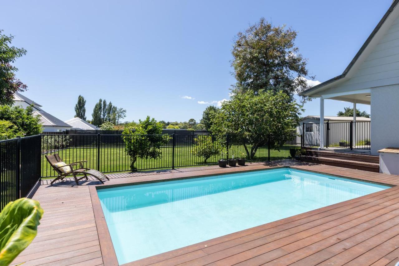 Live Large In The Village Havelock North Exterior foto
